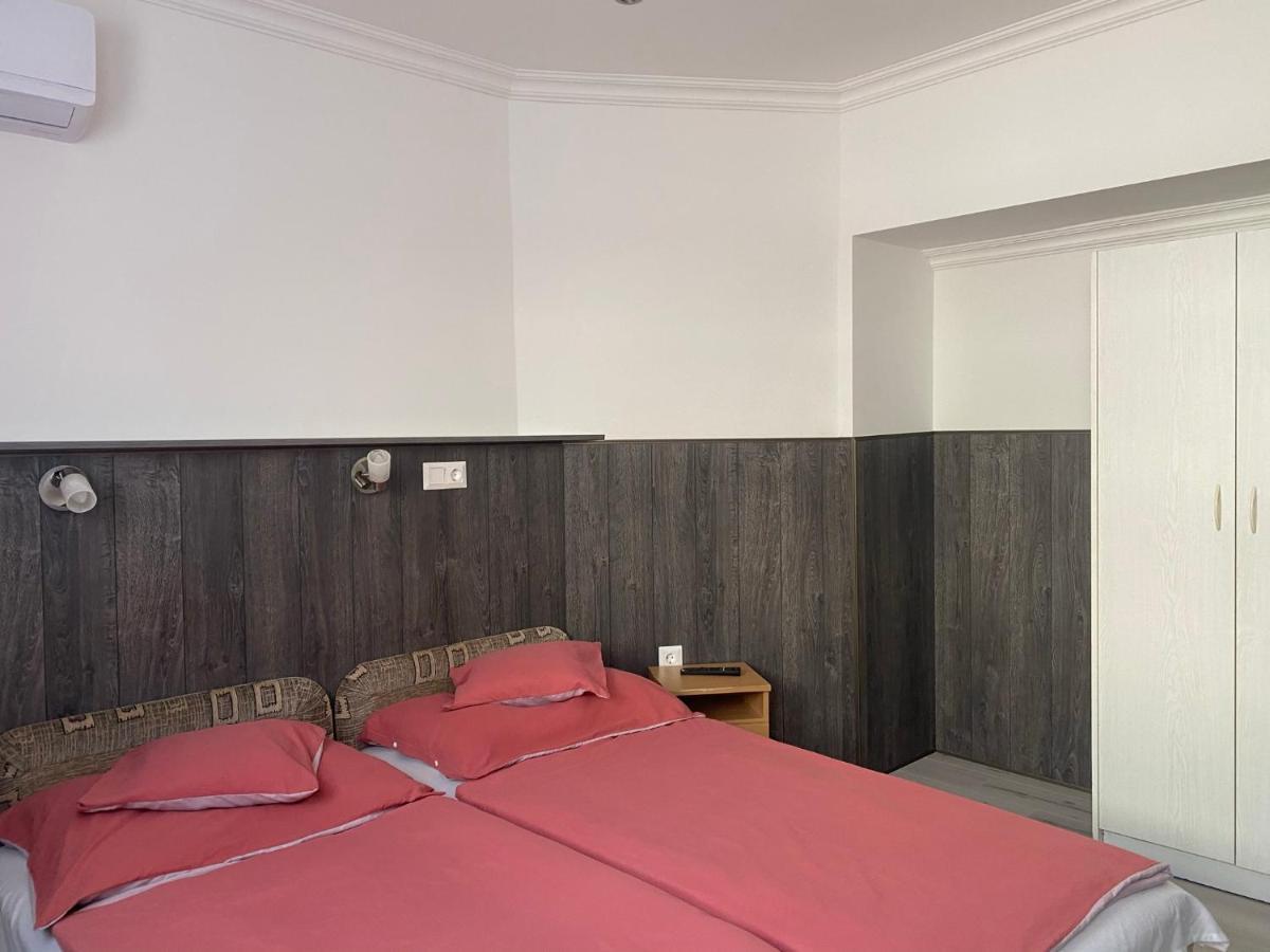 Holiday Apartmanhaz 블로톤퓌레드 외부 사진